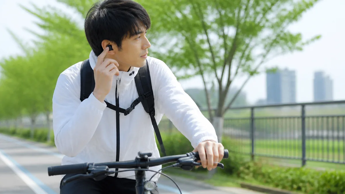 自転車のイヤホンは片耳なら違反にならない？結論と根拠の解説画像