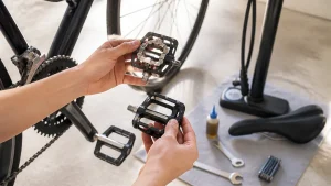 クロスバイクのペダルおすすめは靴で決まる｜338g〜533gの5モデルと交換の基準のアイキャッチ画像